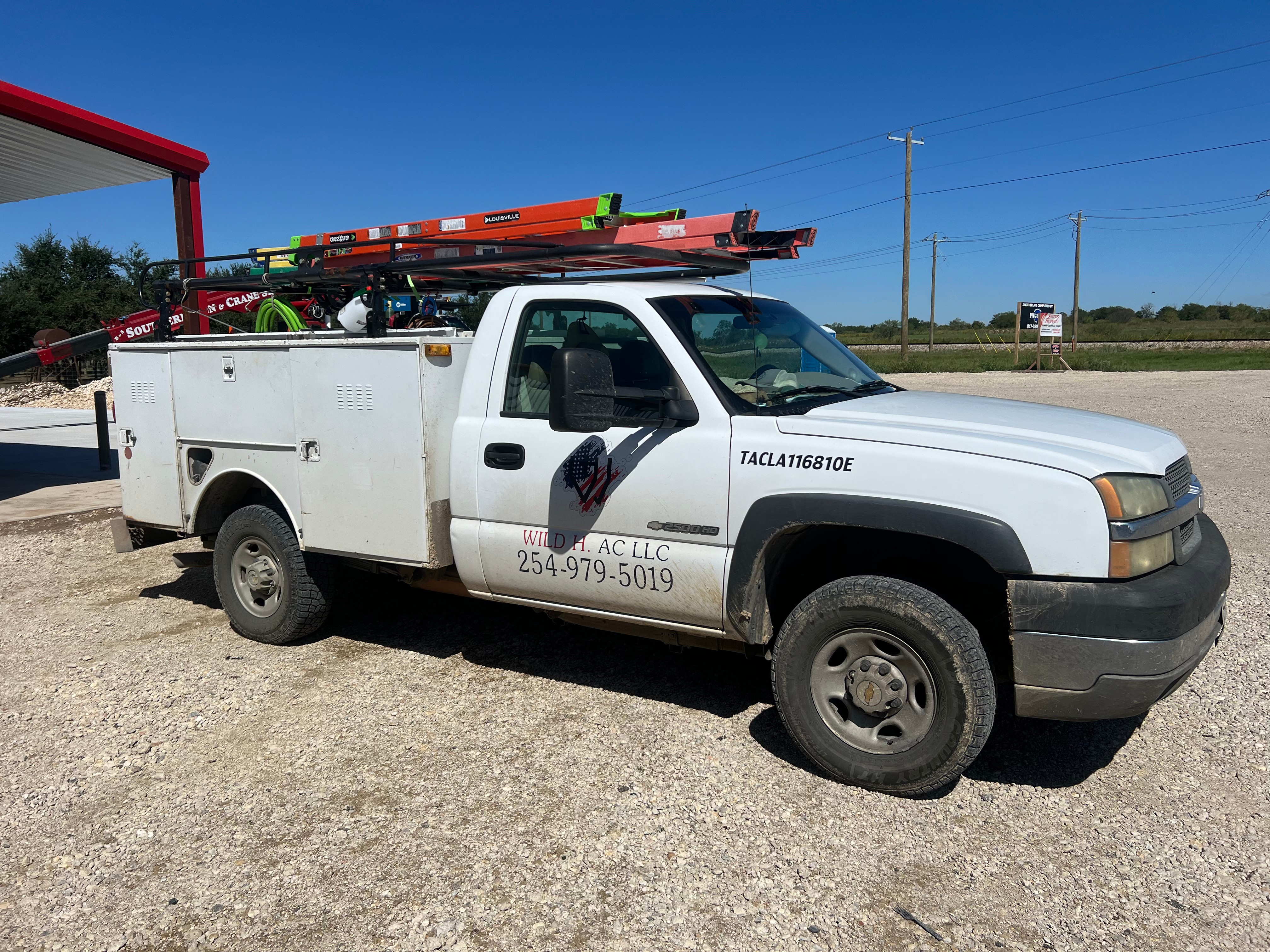 Wild H AC LLC HVAC Service Truck — Dublin, Stephenville & Central Texas Wild H AC LLC service truck with ladder rack and utility body — TACLA116810E, Dublin TX